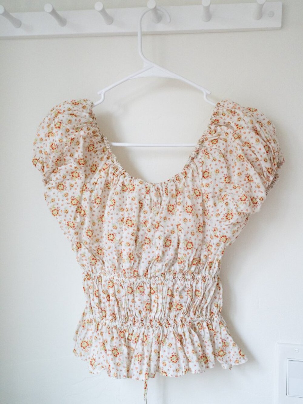 Doen Adie Top XS in Alabaster Countryside Calico - Picture 2 of 2